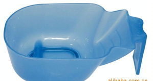 廠價(jià)直供各類美發(fā)夾 發(fā)夾、鴨嘴夾、尖嘴夾、塑料夾等，一站式采購(gòu)化妝夾與日用百貨